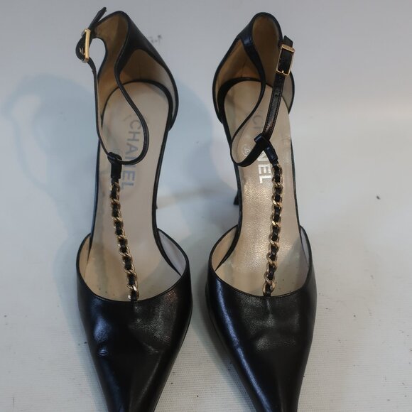 Authentic Chanel Black Pointy Leather Chain Link T-Strap Heels 39.5 US/9.5 - Picture 3 of 16